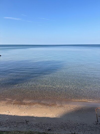 LAKE/BEACH ACCESS 30' Recreational Vehicle- parked, 2 Bedrooms, Lake Huron