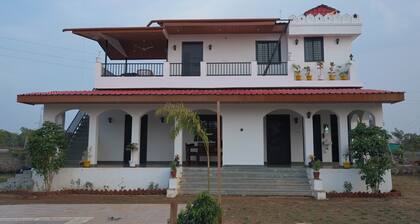 Cozy 2-bedroom with luxurious Pool and kitchen farmhouse in Chittorgarh with AC