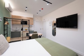 In-room safe, blackout drapes, WiFi (free) - Baélia Magna Hotel Boutique (Alacant)