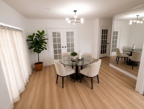 Dining - Miami International Airport Stay/beautiful home in central location (Miami)