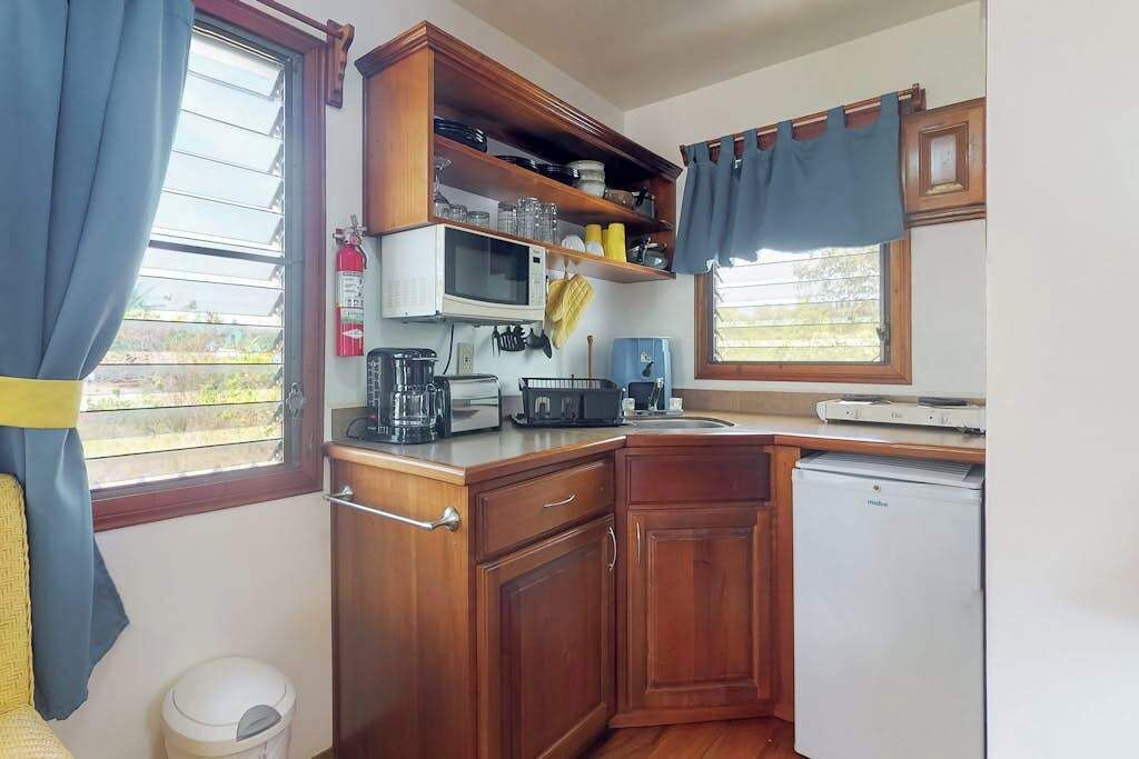 Microwave, stovetop, coffee/tea maker, electric kettle