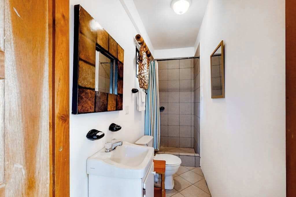 Shower, towels
