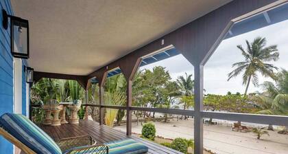 Beachfront home with dock, deck, hammocks, strong WiFi, AC & sea view