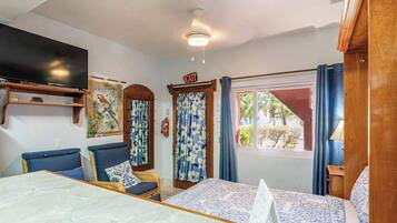 Cuna de viaje, wifi, ropa de cama