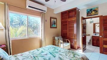 Iron/ironing board, travel crib, internet, bed sheets