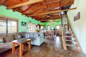 TV, offices - Waterfront villa with private pool, balcony, partial AC, fast WiFi - near beach (San Pedro)