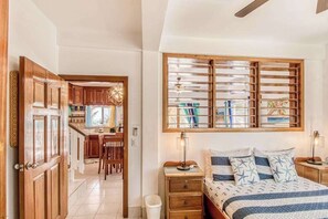 Bügeleisen/Bügelbrett, Reisekinderbett, WLAN, Bettwäsche