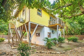 Exterior - Spacious coastal house with outdoor pool, deck & near beach (Placencia)