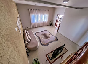 Living area - Pousada Casa Shanti (Dourados)