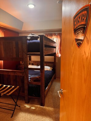 9 Schlafzimmer, WLAN, Bettwäsche