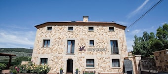 Premium Rural House · Garden & Barbecue