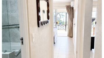 Appartement, 2 slaapkamers, balkon | Badkamer