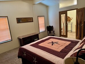 3 bedrooms, travel cot, free WiFi, bed sheets