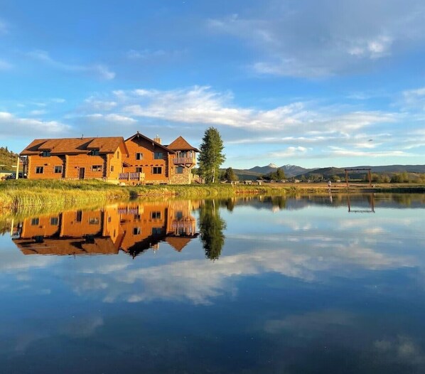 Exterior - Mountain Wedding & Retreat Destination with Private Lodge, 55 acres, Sleep 37 (Granby)