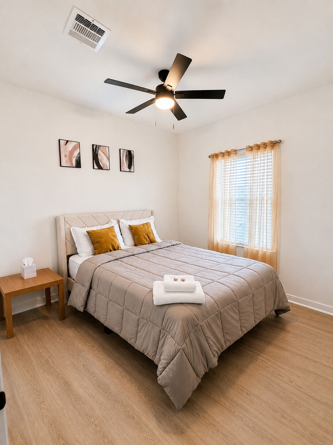 3 habitaciones, tabla de planchar con plancha y wifi gratis 