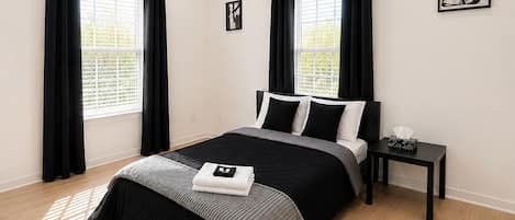 3 bedrooms, iron/ironing board, free WiFi, bed sheets