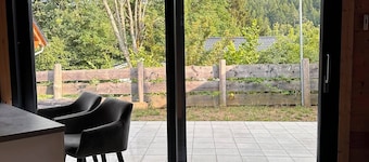 Traumurlaub am Trausnitzer See – Sauna, Terrasse & Natur