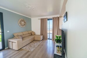 Smart TV - Eva's House (Funchal)