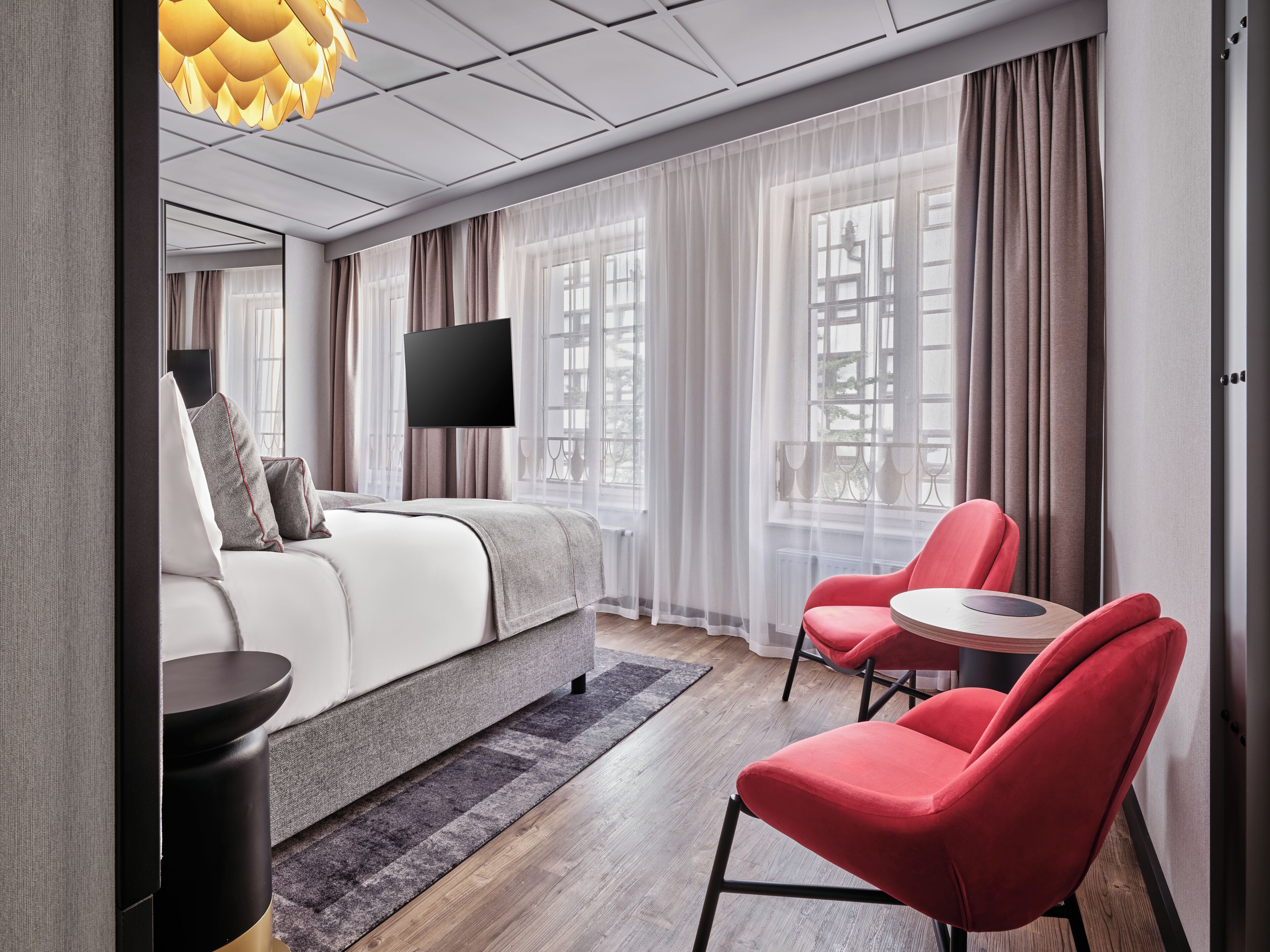 Double Room, 1 King Bed | Premium bedding, minibar, in-room safe, desk
