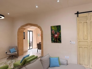 Interior - Ciricote House (Centro)
