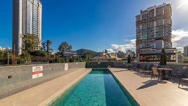 Pool - Apt in Downtown Blumenau Building Une1105 (Blumenau)