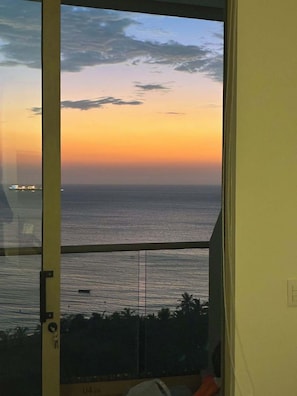 Interior - Apartment suite with ocean views in Bello Horizonte, 12th Floor (Santa Marta)