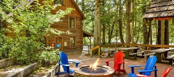 The Scandinavian at Snowater | Your Cozy Mt. Baker Basecamp