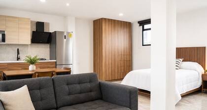 Executive Loft in Downtown San Martín | Wi-Fi | 65" TV