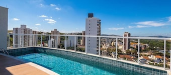 Studio in Cond. W/pool in the City Center Msu1106