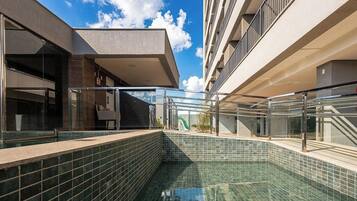 Basic Apartment | Pool