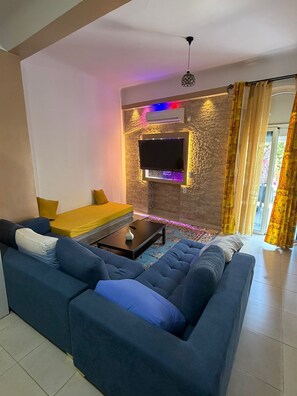 Living area - 107 m² apartment with a 20 m² terrace, ideally located in Constantine (Constantine)
