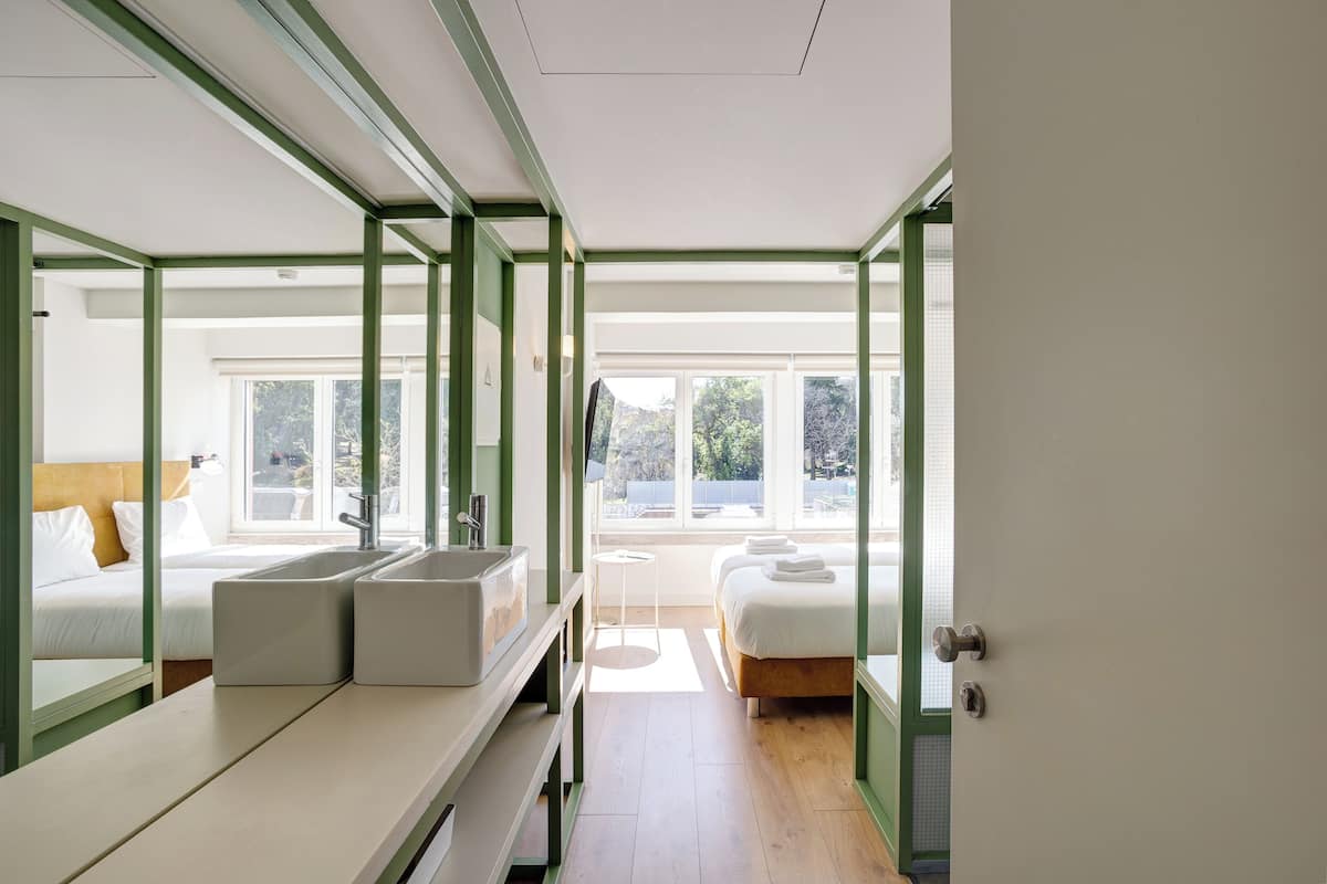 Suite, 2 Twin Beds | In-room safe, iron/ironing board, free WiFi