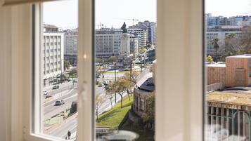 Suite, 2 eenpersoonsbedden | Een kluis op de kamer, een strijkplank/strijkijzer, gratis wifi