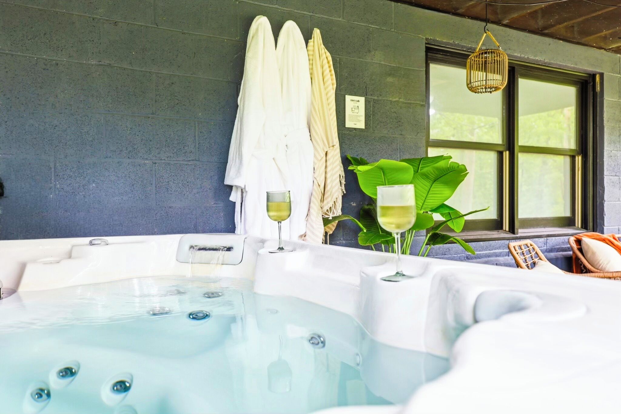 室內 SPA 浴池