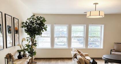 Spacious 3-bedroom apartment in Downtown Stoughton