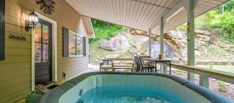 Scenic Maggie Valley Retreat l Hiking l Skiing