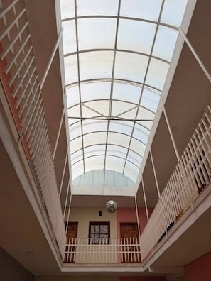 Hallway - Gloria Posada (Mérida)