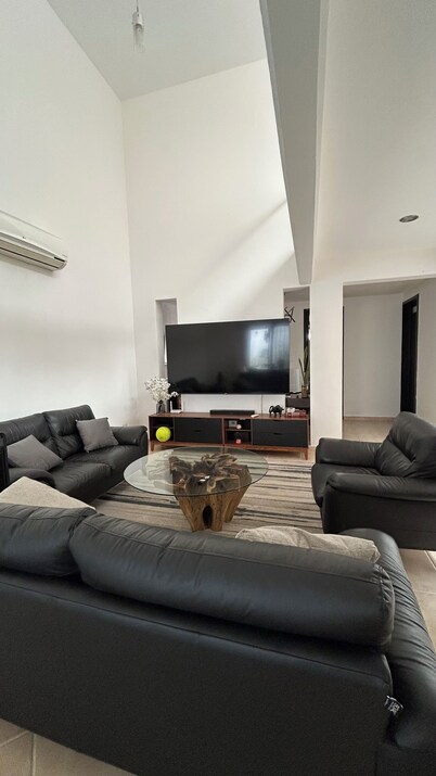 Private room in a house with a shared pool
