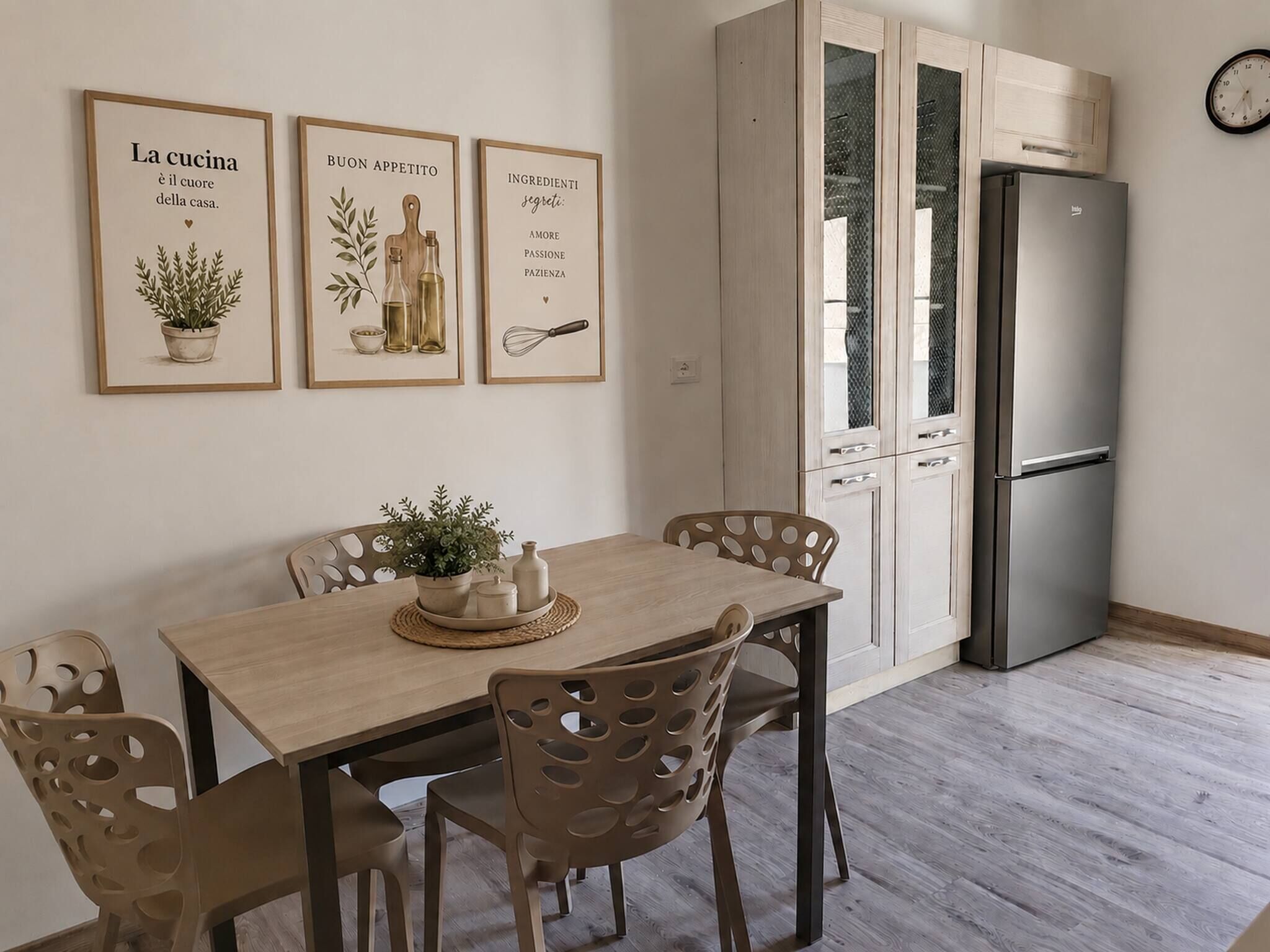 Appart'hôtel, 2 chambres, balcon | Salle à manger
