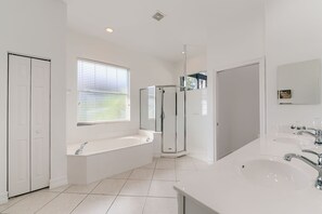 Bathroom - Single Family home in much sought out Pelican Sound neighborhood. (Estero)