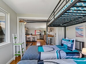 Property amenity - Seaside Jackalope (Galveston)