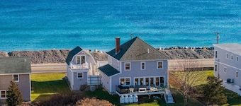 Oceanfront Rye Beach House w/Golf Simulator