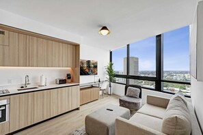Fernseher, Arbeitsbereiche