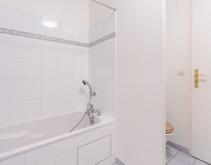 Bathroom - Cozy Apartment - Val d'Europe - Vallée Shopping - Disney (Serris)