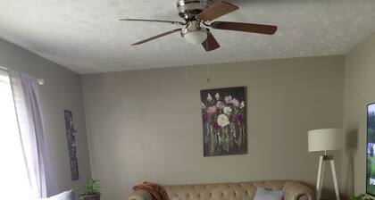 Quiet, peaceful home located near Fort Bragg and Cape Fear Medical Center