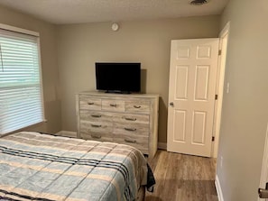 Room - Twin Oaks Haven- Cozy house in Murfreesboro (Murfreesboro)