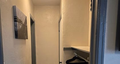 Gorgeous 1-bedroom townhome in friendly Pueblo neighborhood