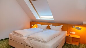WiFi, bed sheets - Apartment 'Fewo 33' with Balcony and Wi-Fi (Zempin)
