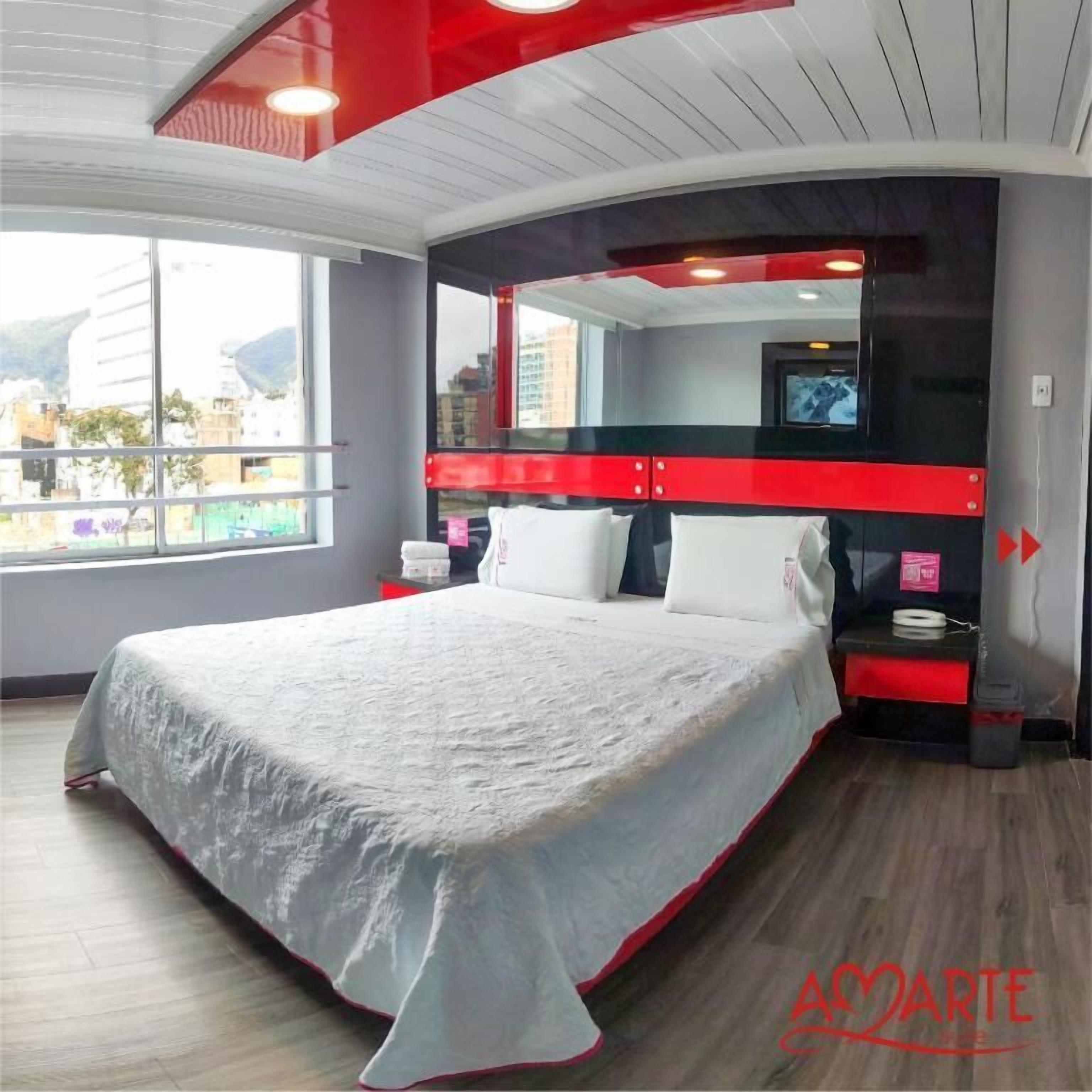 Blackout curtains, free WiFi, wheelchair access