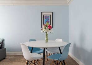 Dining - Elegant New Town festival living with two bedrooms, two bathrooms, parking and stylish interiors. (Edinburgh)